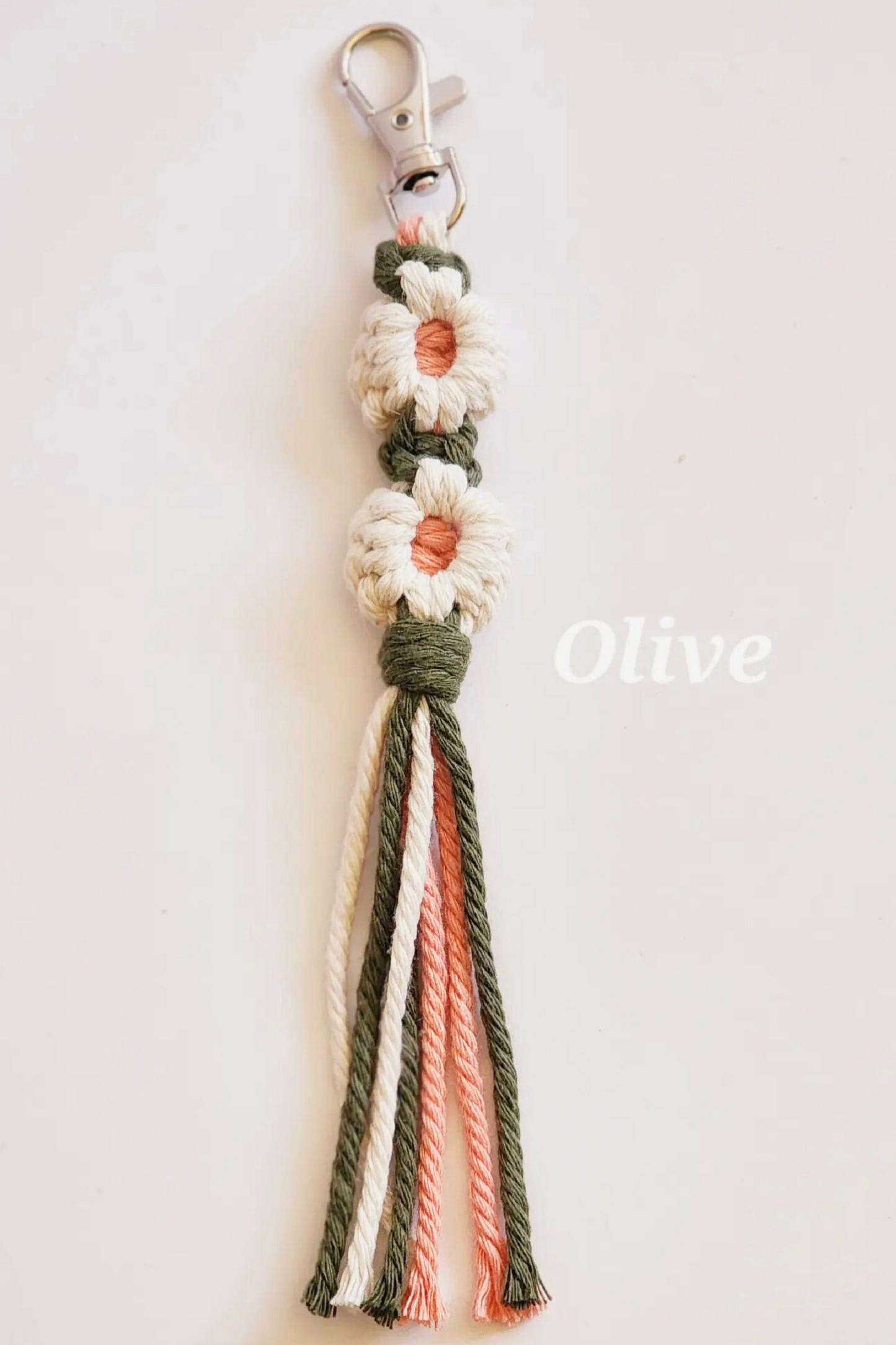 Macrame Daisy Keychain