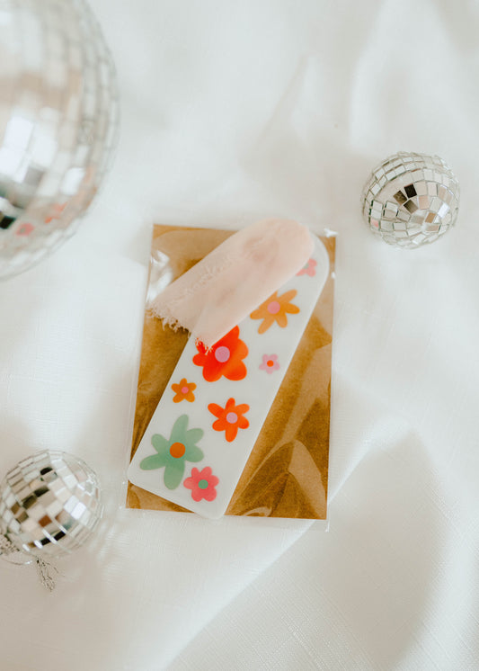 Retro Floral Bookmark